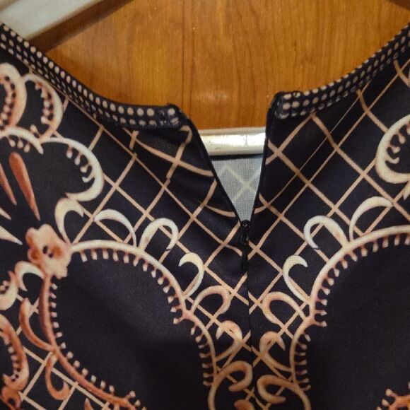 Metrostyle Black and Pink Flutter Sleeve Sheath Dress - Picture 5 of 7